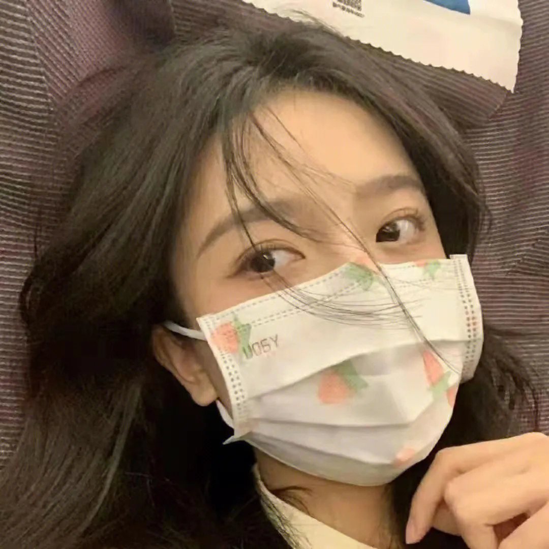 惨了!我的实习生是老妈